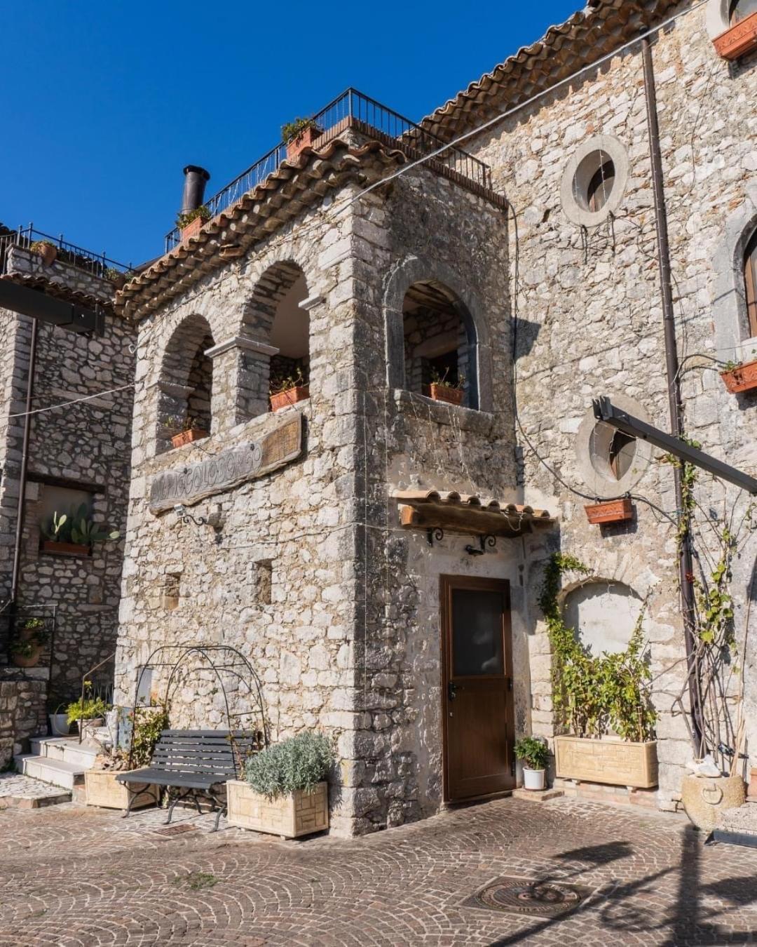 Al Piccolo Borgo Locanda Con Alloggio Castelnuovo Parano Exteriér fotografie